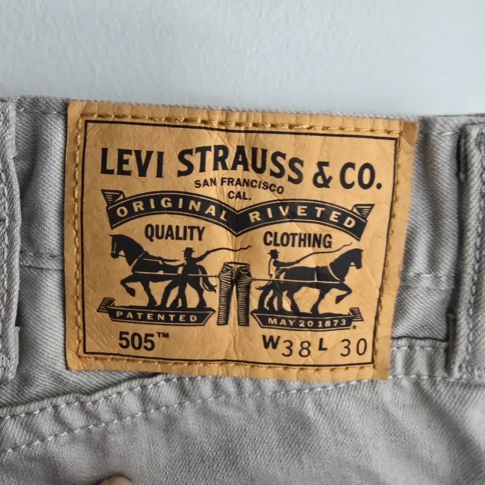 Levi's 505 Mens Jeans Size 38x30 White‎ Gray